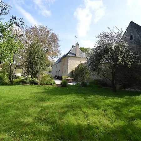 Elegant Manor Retreat Normandy, Cleaning Included Feriehus *