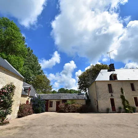 Elegant Manor Retreat Normandy, Cleaning Included Feriehus Lantheuil