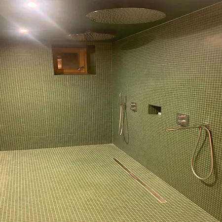 Luxury Mansion In Chateau De Lantheuil, Cleaning Included Lantheuil