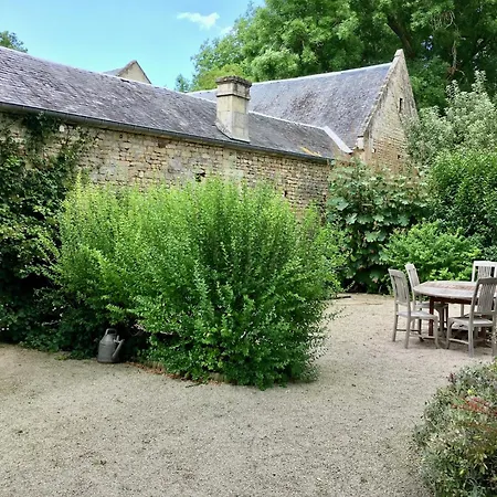 Elegant Manor Retreat Normandy, Cleaning Included Feriehus Lantheuil
