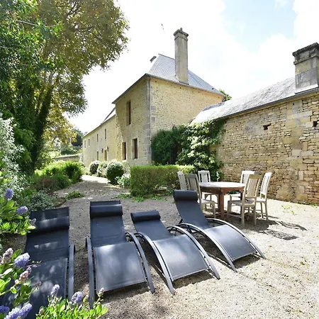 Elegant Manor Retreat Normandy, Cleaning Included
