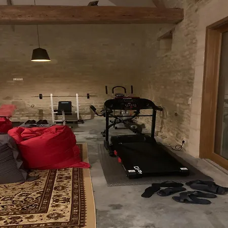 Elegant Manor Retreat Normandy, Cleaning Included